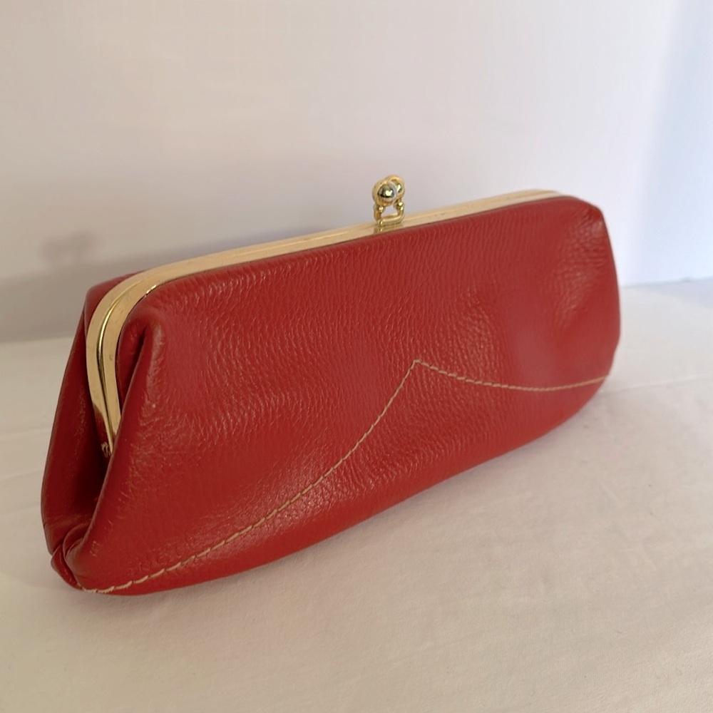 Petites vintage leather clutch purse in red w/gold hardware & white stitching